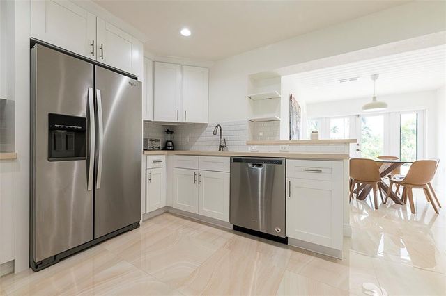 1162 Hayes Street, Hollywood, FL 33019