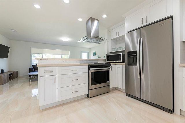 1162 Hayes Street, Hollywood, FL 33019