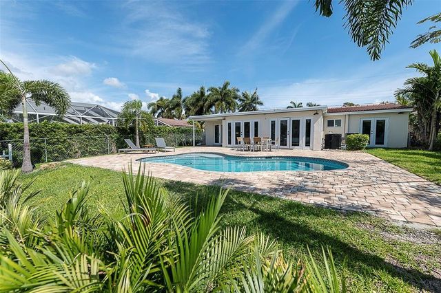 1162 Hayes Street, Hollywood, FL 33019