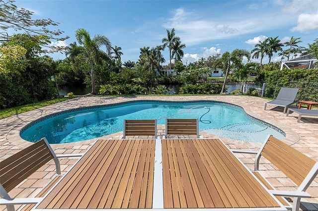 1162 Hayes Street, Hollywood, FL 33019