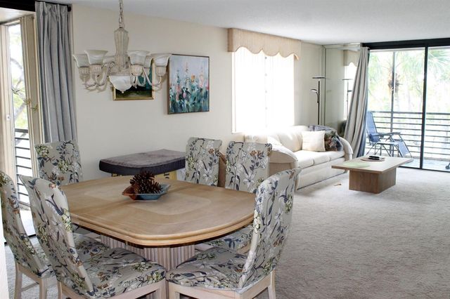 1100 Colony Point Circle 314, Pembroke Pines, FL 33026