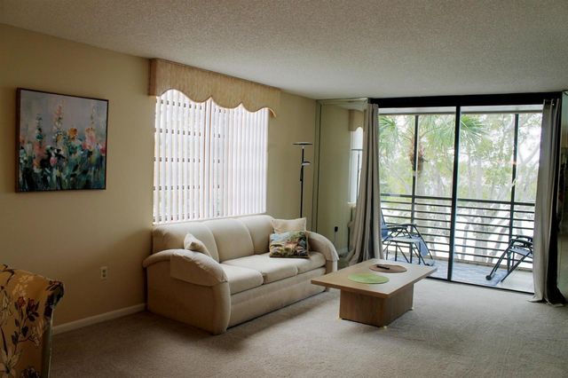 1100 Colony Point Circle 314, Pembroke Pines, FL 33026