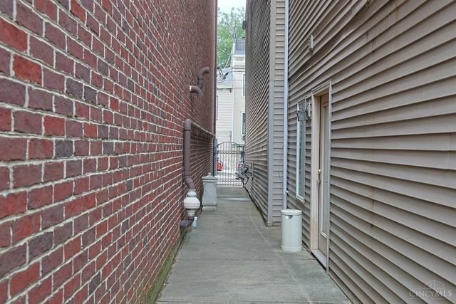 1130 Carney Street, Cincinnati, OH 45202