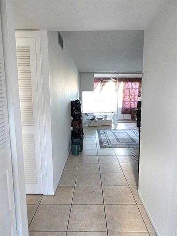 8400 Sunrise Lakes Boulevard 107, Sunrise, FL 33322