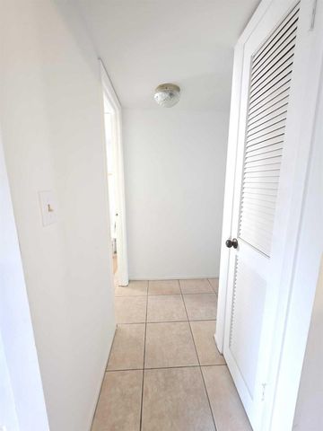 8400 Sunrise Lakes Boulevard 107, Sunrise, FL 33322