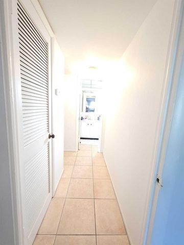 8400 Sunrise Lakes Boulevard 107, Sunrise, FL 33322