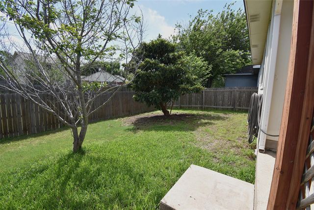 1617 Harness Raceway, Pflugerville, TX 78660