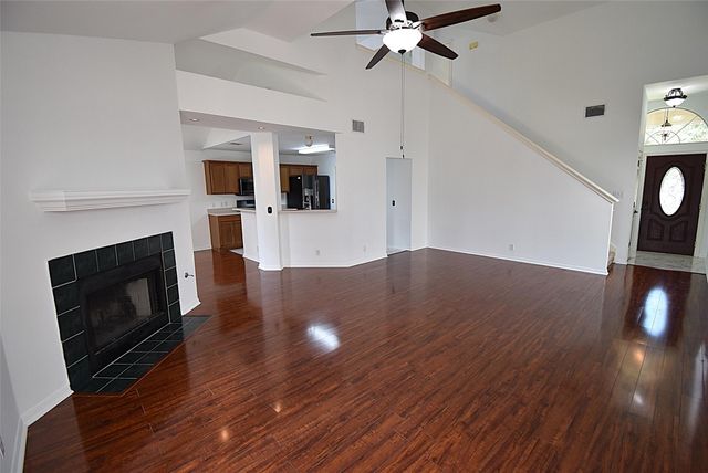 1617 Harness Raceway, Pflugerville, TX 78660