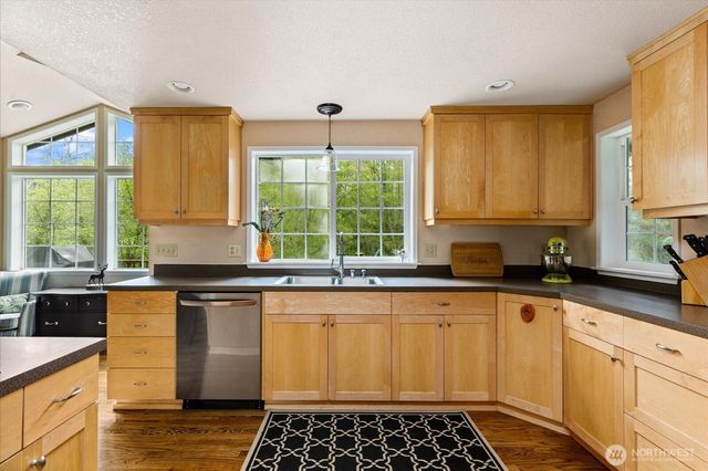 32 Ponderosa Drive, Oak Harbor, WA 98277