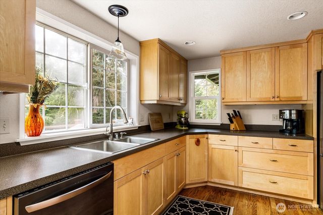32 Ponderosa Drive, Oak Harbor, WA 98277
