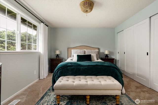 32 Ponderosa Drive, Oak Harbor, WA 98277