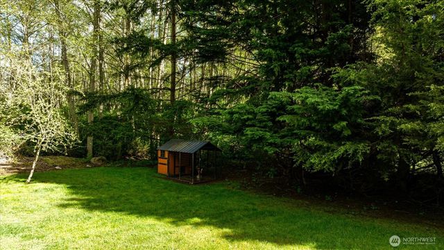32 Ponderosa Drive, Oak Harbor, WA 98277