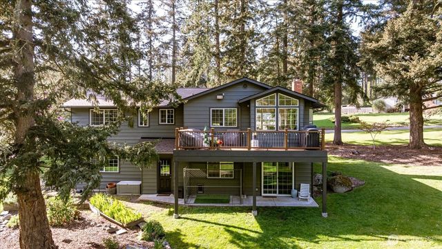 32 Ponderosa Drive, Oak Harbor, WA 98277