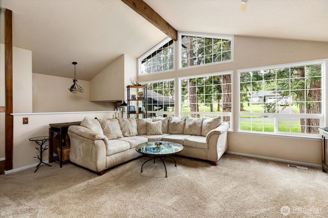 32 Ponderosa Drive, Oak Harbor, WA 98277
