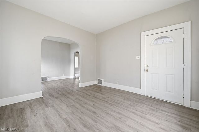 262 Sobul Avenue, Akron, OH 44305