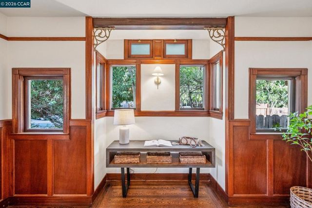 3386 Cowell Rd, Concord, CA 94518