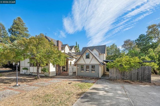3386 Cowell Rd, Concord, CA 94518