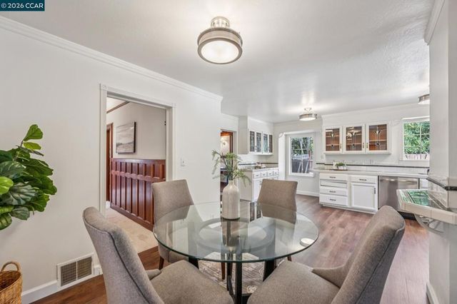 3386 Cowell Rd, Concord, CA 94518