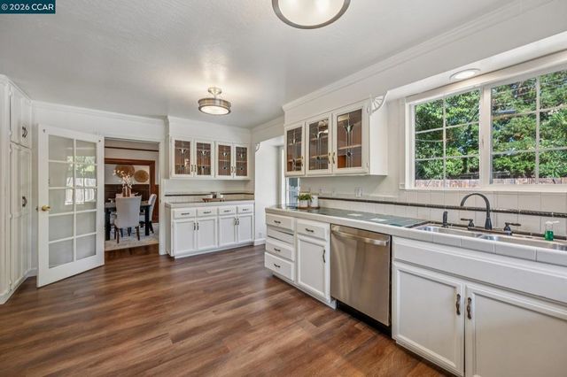 3386 Cowell Rd, Concord, CA 94518