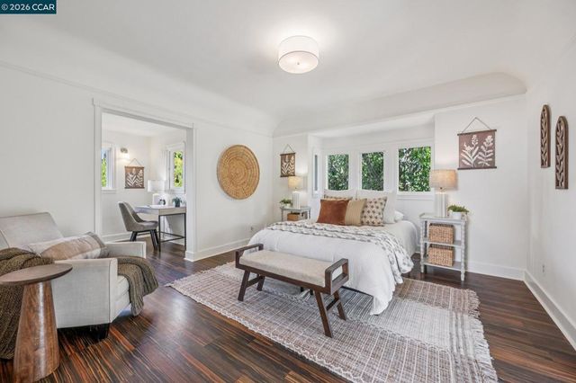 3386 Cowell Rd, Concord, CA 94518