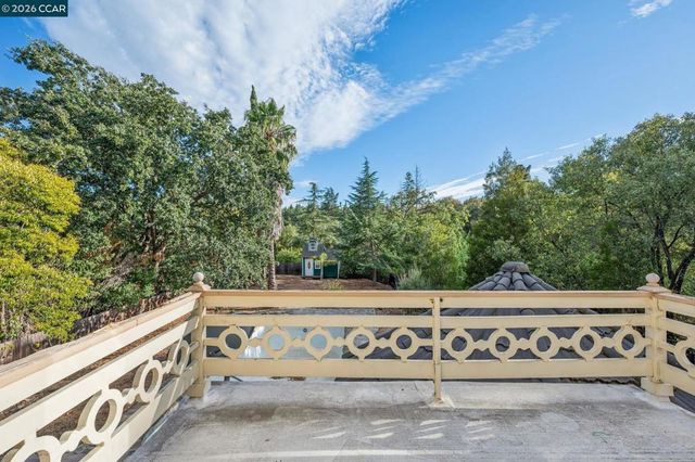 3386 Cowell Rd, Concord, CA 94518