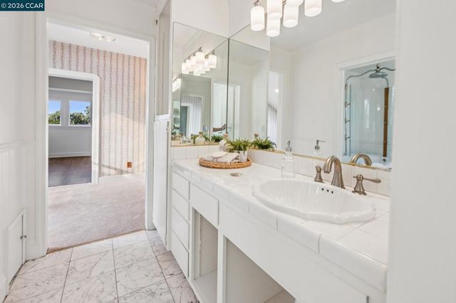 3386 Cowell Rd, Concord, CA 94518