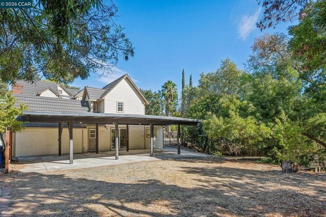 3386 Cowell Rd, Concord, CA 94518