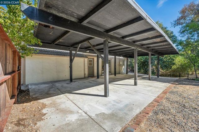 3386 Cowell Rd, Concord, CA 94518