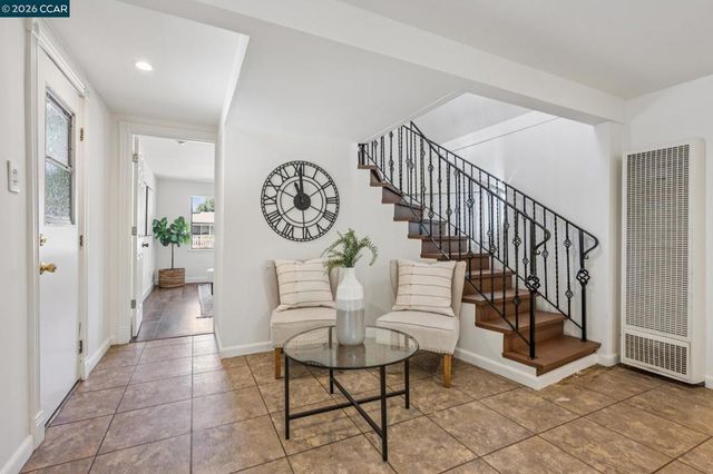 3386 Cowell Rd, Concord, CA 94518