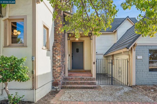 3386 Cowell Rd, Concord, CA 94518