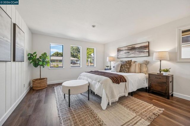 3386 Cowell Rd, Concord, CA 94518