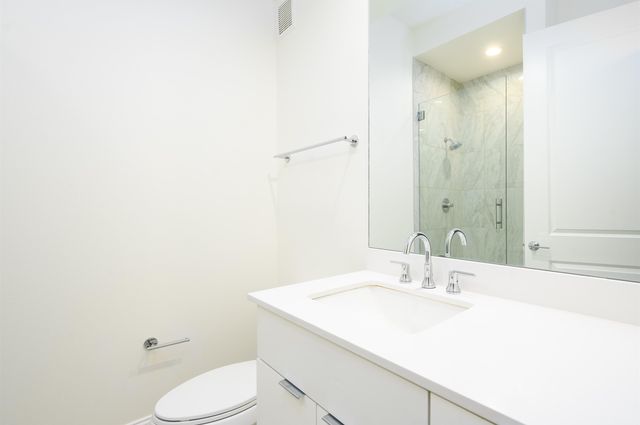 717 S Riverside Dr Apt 1505, Memphis, TN 38103