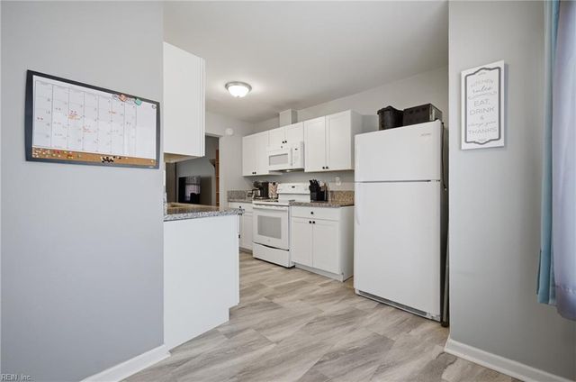 3910 Inverness RD, Virginia Beach, VA 23452