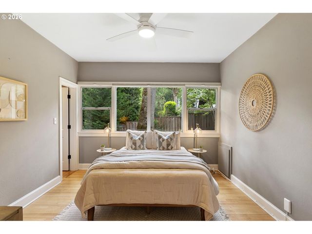 15939 TWIN FIR Rd, Lake Oswego, OR 97035