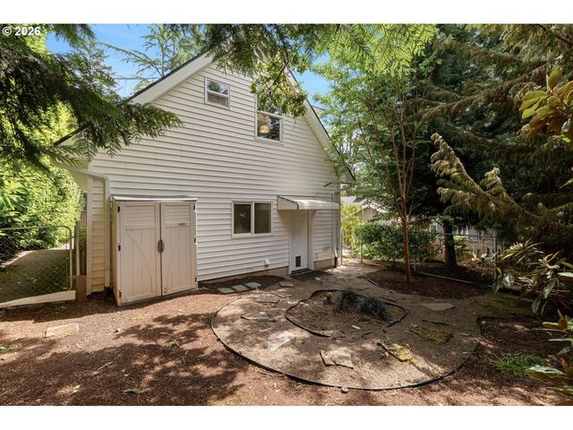15939 TWIN FIR Rd, Lake Oswego, OR 97035