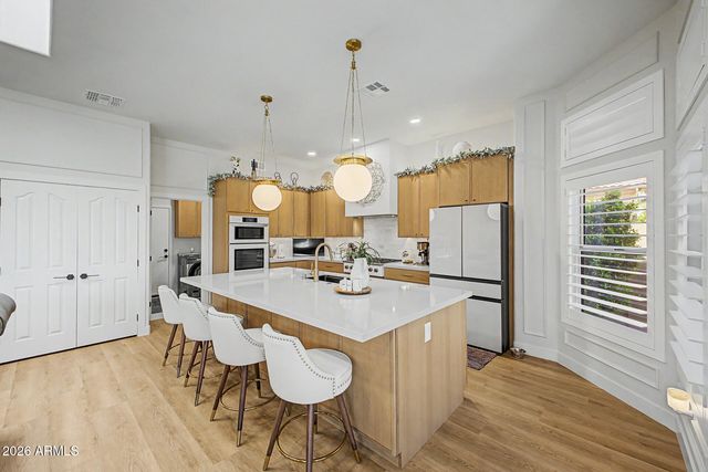 16131 W SENTINEL Drive, Sun City West, AZ 85375