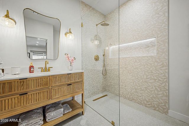 16131 W SENTINEL Drive, Sun City West, AZ 85375