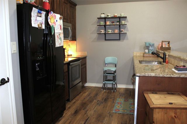 1736 Sully Court, Stephenville, TX 76401