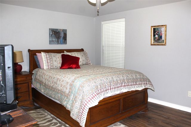 1736 Sully Court, Stephenville, TX 76401