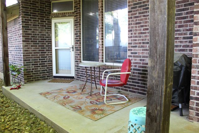 1736 Sully Court, Stephenville, TX 76401