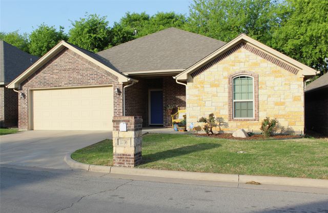 1736 Sully Court, Stephenville, TX 76401