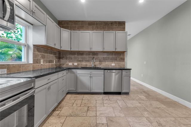 1536 25TH STREET, Sarasota, FL 34234