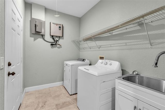 1536 25TH STREET, Sarasota, FL 34234