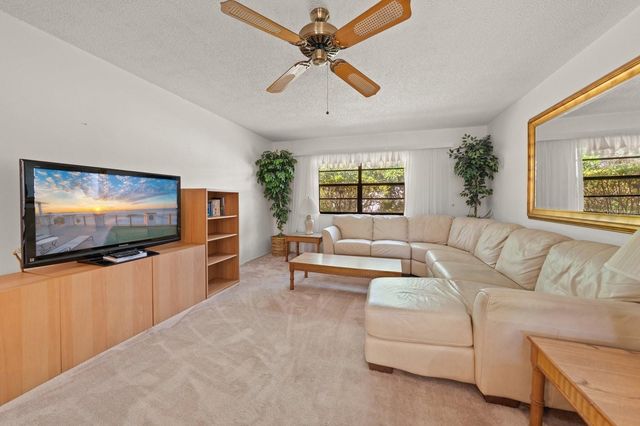 2926 STAR APPLE COURT, Palm Harbor, FL 34684
