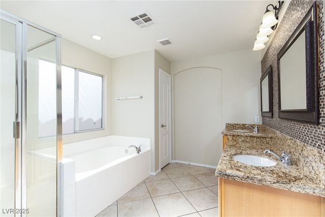 7649 Lookout Hill Street, Las Vegas, NV 89149