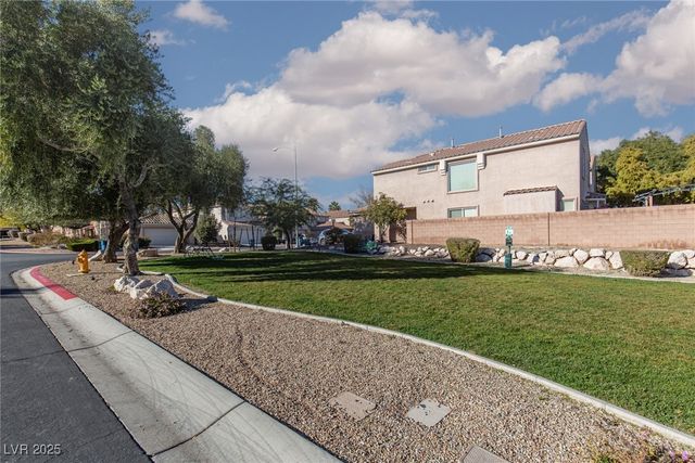 7649 Lookout Hill Street, Las Vegas, NV 89149