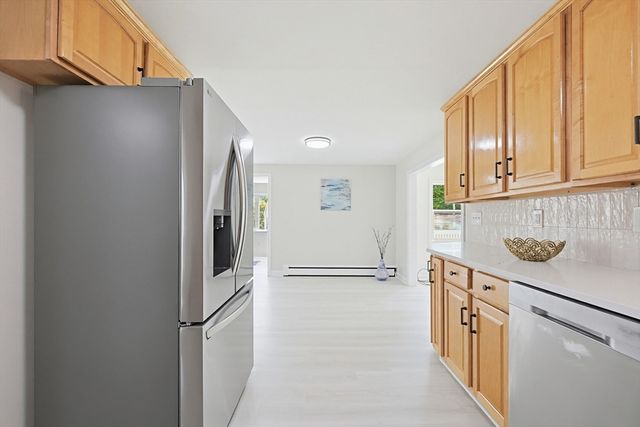 6 Almond Dr, Randolph, MA 02368