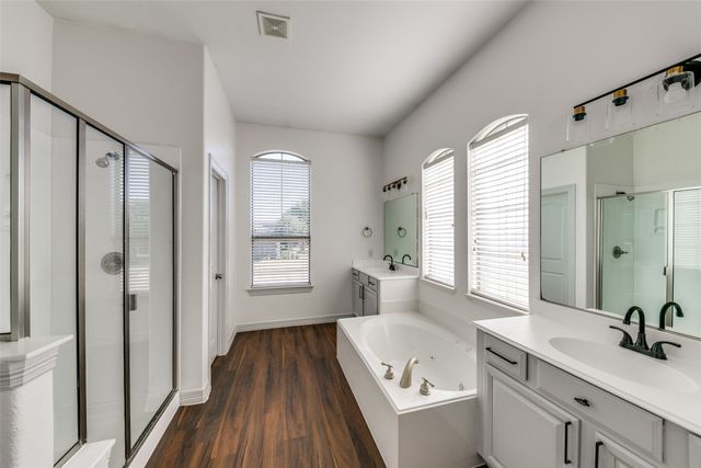 4328 Oak Bluff Lane, Sachse, TX 75048