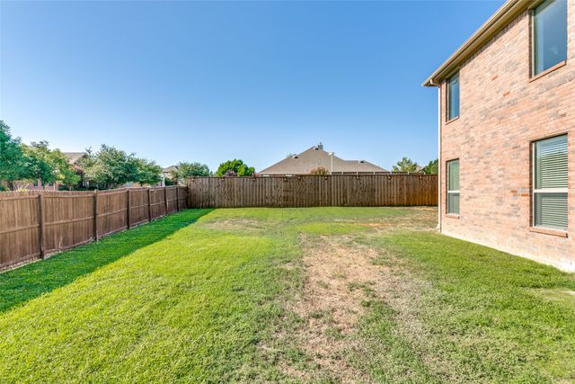 4328 Oak Bluff Lane, Sachse, TX 75048