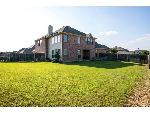 4328 Oak Bluff Lane, Sachse, TX 75048